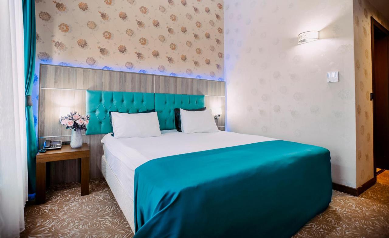 Highway Otel Elmalık Εξωτερικό φωτογραφία