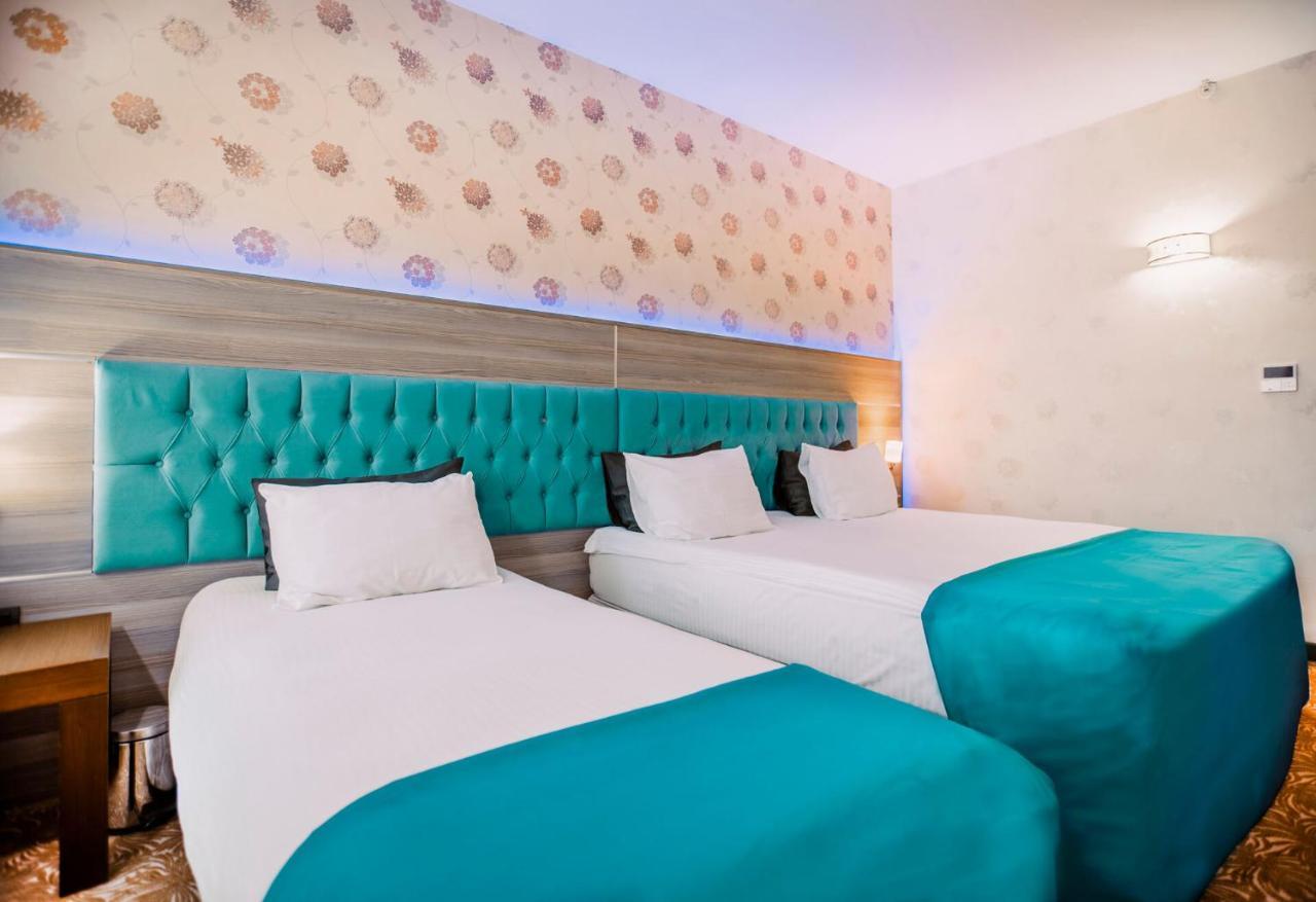 Highway Otel Elmalık Εξωτερικό φωτογραφία